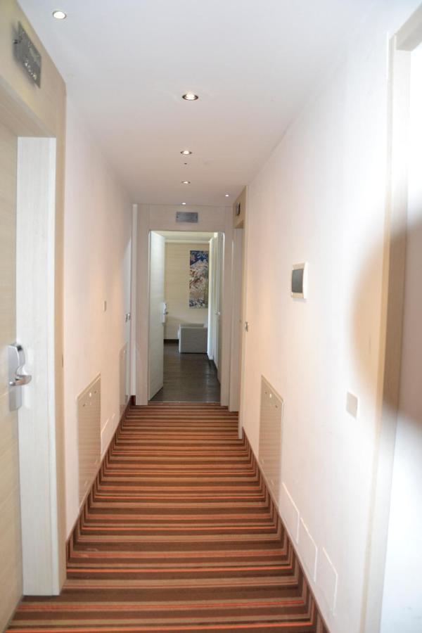 בארדונקיה Hotel Bucaneve מראה חיצוני תמונה