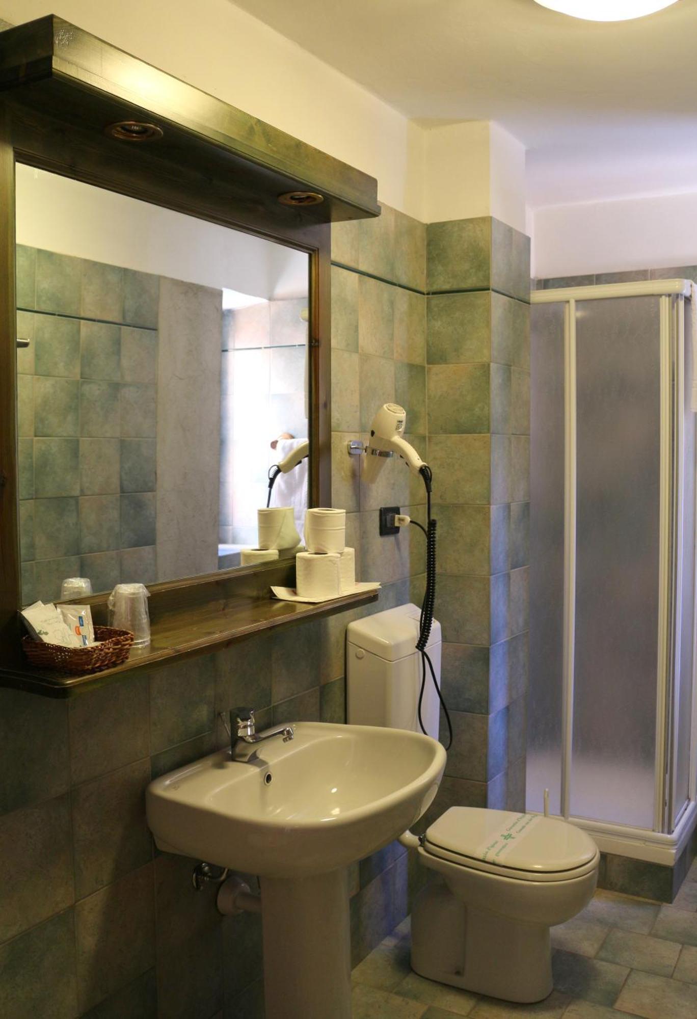 בארדונקיה Hotel Bucaneve חדר תמונה