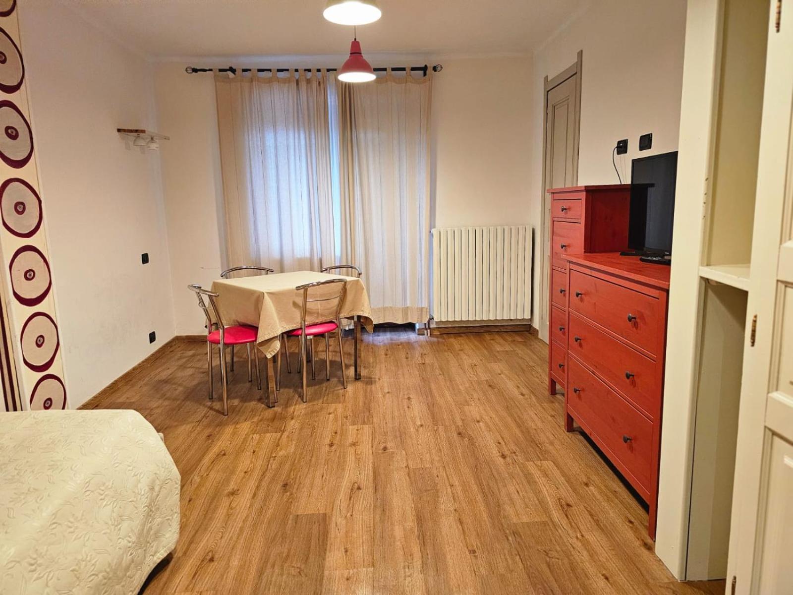 בארדונקיה Hotel Bucaneve מראה חיצוני תמונה